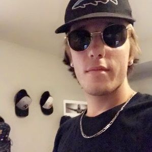 Meet your Posher, Tyler